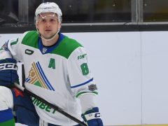 Вадим Шипачёв первым в КХЛ набрал 900 очков в регулярных чемпионатах