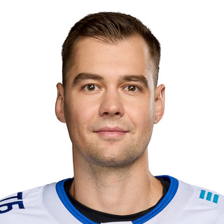 Максим Летунов